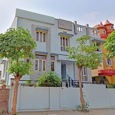 Hotel O Star Board Jaipur Bagian luar foto