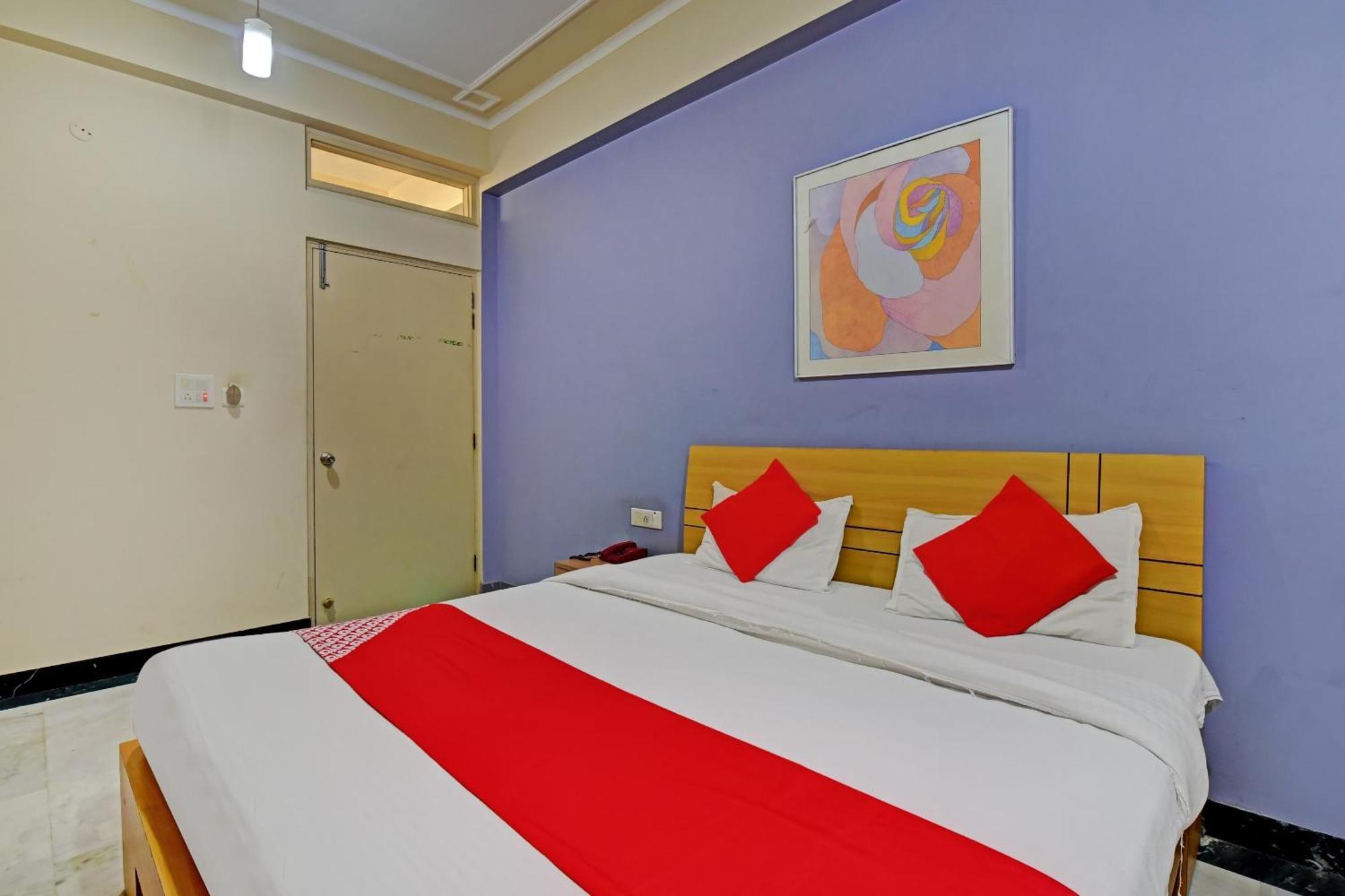 Hotel O Star Board Jaipur Bagian luar foto